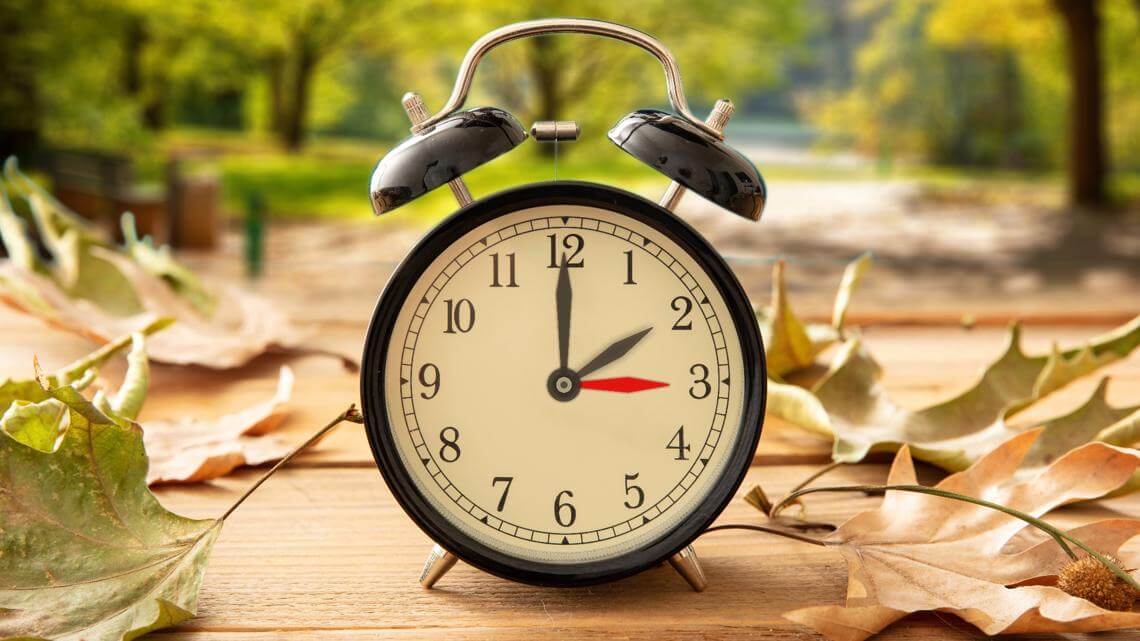 How Daylight Saving Time Affects Your Sleep: What You Need To Know ...